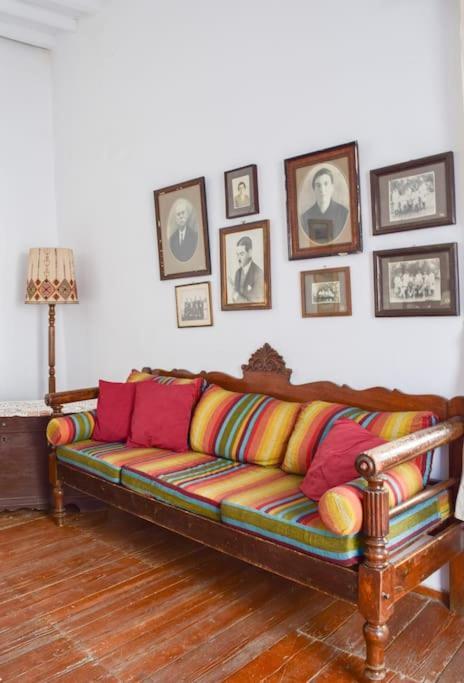 Το Πάνω Σπίτι Της Μαριάνθης Villa Márpisza Kültér fotó